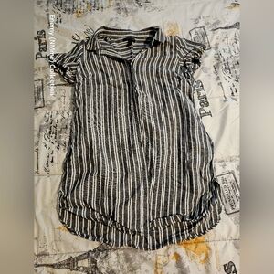 Banana Republic Gray and White Women's button down dress